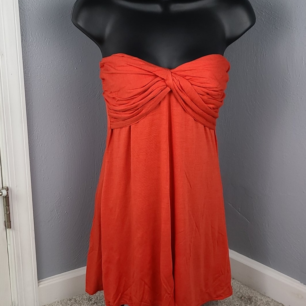 Sleeveless Revolver Top